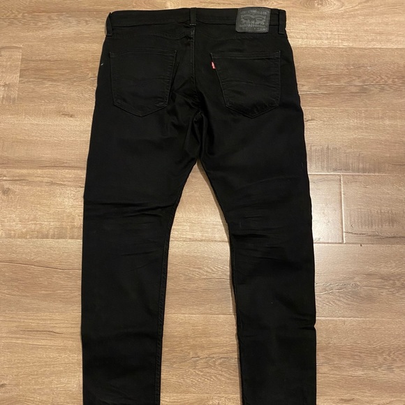 Men’s Levi’s Jeans - Picture 4 of 6